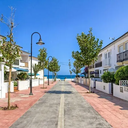 Daire A Quelques Pas De La Plage ! *